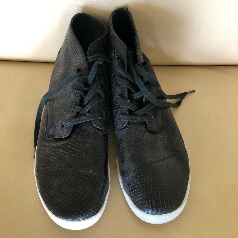Toms Black Snakeskin High Top Sneakers